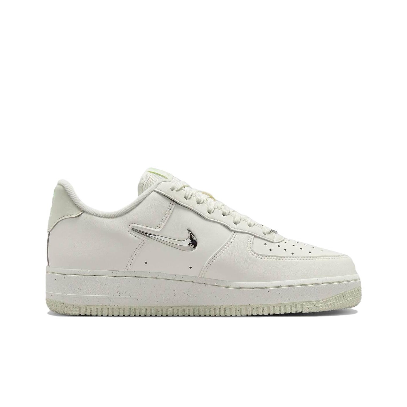 ナイキ エアフォース1 合成皮革 ロートップ スケートボード - Nike Shoes Air Force 1 のレビューと価格